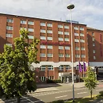 Mercure 4*