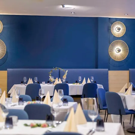 Mercure 4*