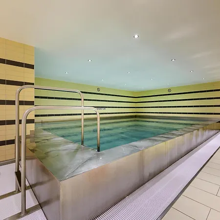 Mercure Hotel 4*