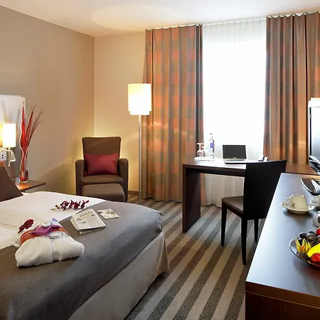 杜斯堡美居酒店 4* 杜伊斯堡