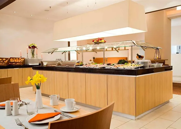 杜斯堡美居酒店